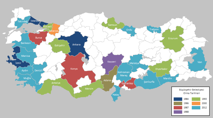 AKP, büyükşehirleri işlemez hale getiriyor