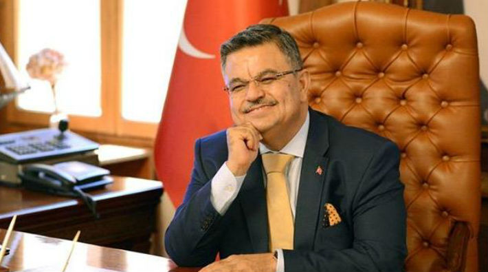 Belediye Başkanı: Erdoğan’ın kapısında temizlikçi olurum