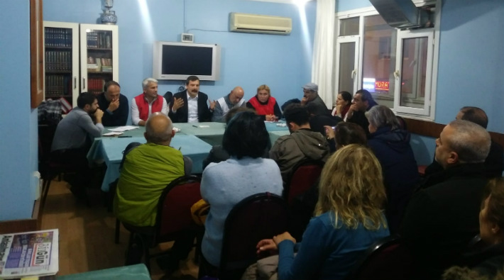 Belediye işçileri, sorunlarını tartışmak için Ataşehir'de buluştu