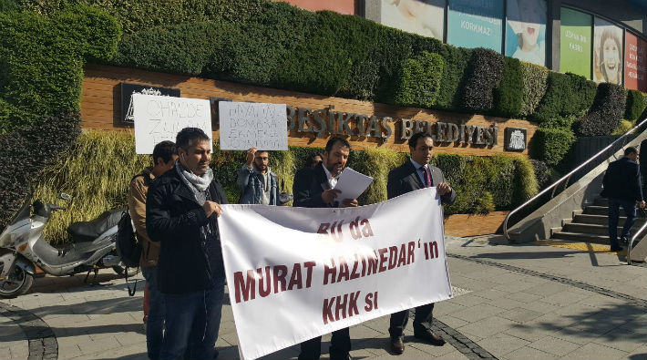 Beşiktaş Belediyesi önünde işten çıkarmalara tepki