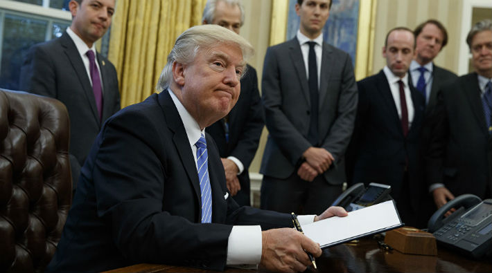 Beyaz Saray'dan Associated Press'e yalanlama: Göçmenlere karşı 100 bin kişiyi seferber etme planımız yok
