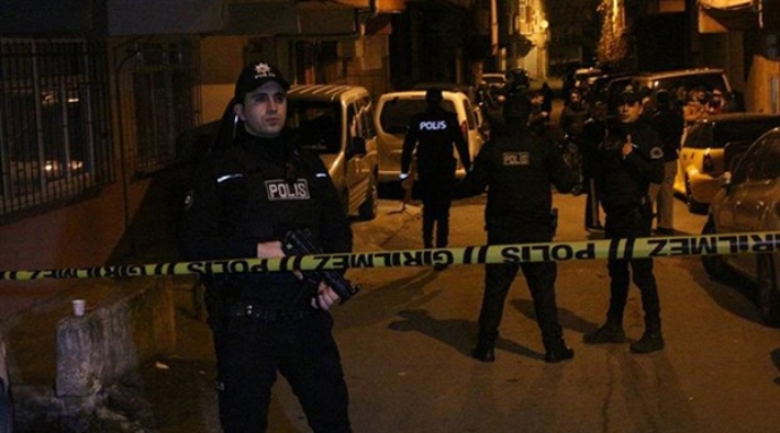 Beyoğlu'nda iki noktaya el yapımı patlayıcıyla saldırı