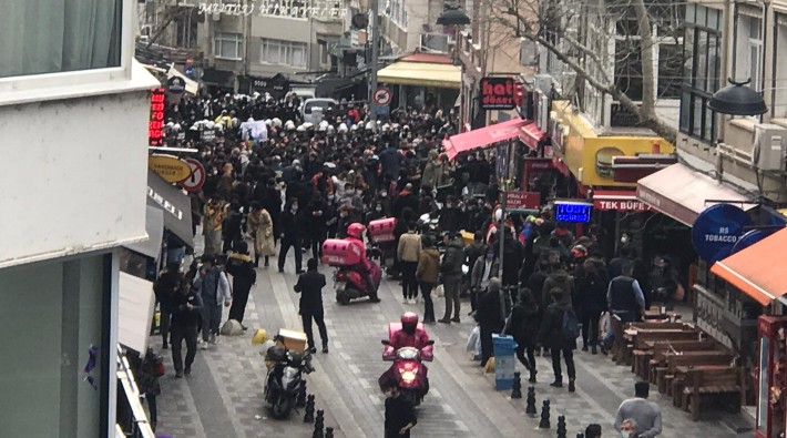 Kadıköy'de Boğaziçi eylemine polis saldırısı: Çok sayıda gözaltı