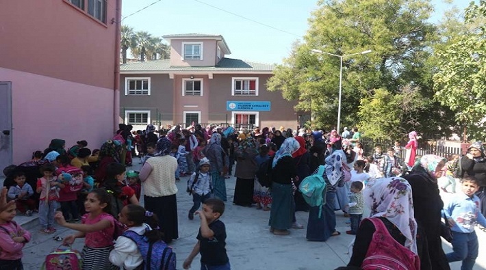 Birinci sınıf öğrencilerine 27 maddelik 'markalı' kırtasiye listesi!