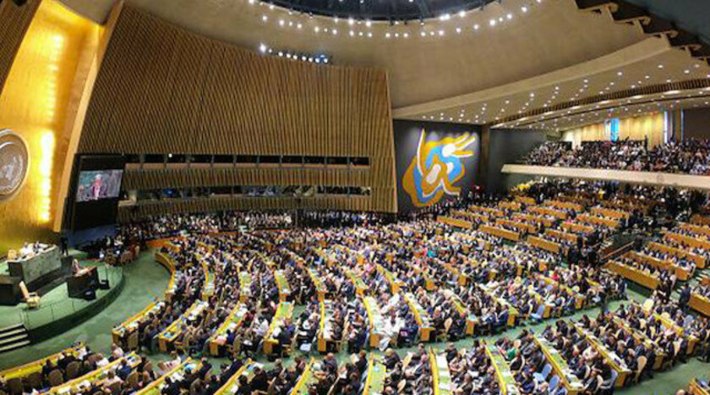 BM'de koronavirüse karşı küresel dayanışma kararı oy birliğiyle kabul edildi