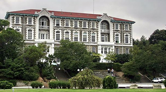  Boğaziçi Üniversitesi öğrencileri gözaltına alındı