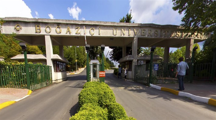 Akademisyenler Boğaziçi Üniversitesi’ne KHK ile atanan rektörü istifaya çağırdı