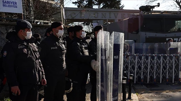 Boğaziçi Üniversitesi'nde 4 öğrenci gözaltına alındı