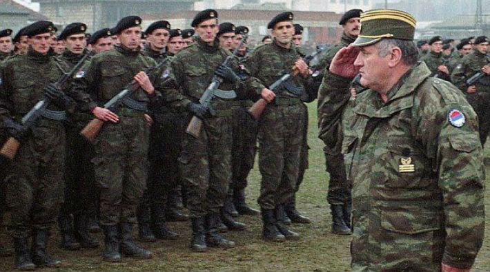 Sırp General Mladiç'e müebbet hapis