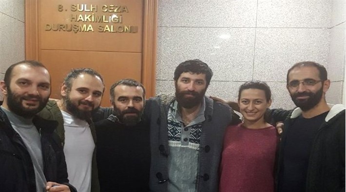 24 gün gözaltında tutulan 6 gazeteciden 3'ü tutuklandı! 