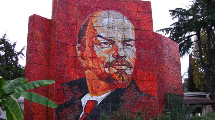 Mücadeleci bir düşünür: Lenin