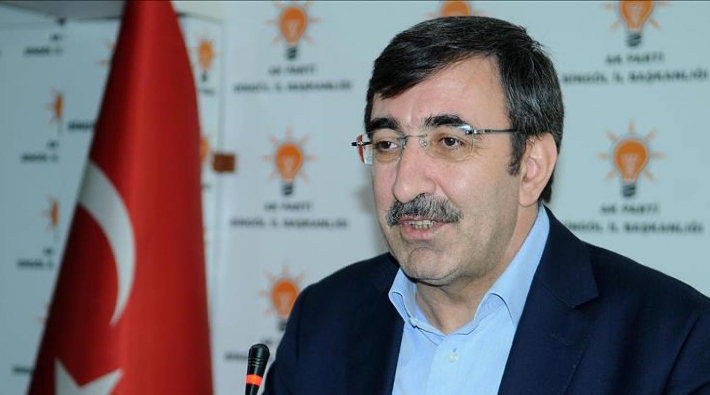 AKP Milletvekili Cevdet Yılmaz: Eninde sonunda kur kendi dengesini bulacaktır