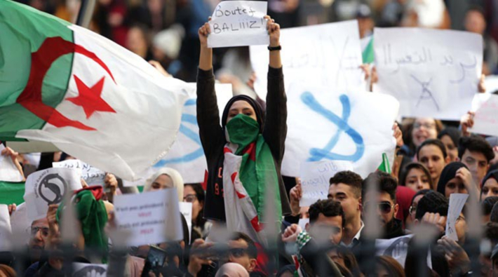 Cezayir muhalefeti milletvekillerine 'istifa' çağrısı yaptı