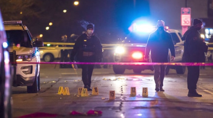 Chicago'da bir silahlı saldırgan şehrin farklı noktalarında ateş açtı: 3 ölü, 4 yaralı