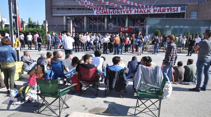 CHP önündeki eylem bitti ama: Acilen sonuç bekliyoruz