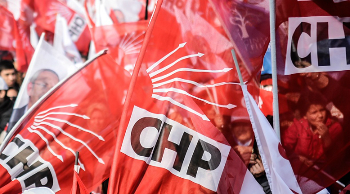 CHP bildirisi: Türkiye, karanlık ve otoriter Saray darbesini yaşamaktadır