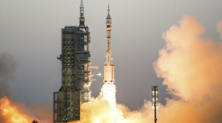 Çin 'çok kullanımlık roket' geliştiriyor