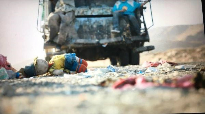 Ödüllü yönetmenden çöplüklerde çalışan çocukların belgeseli