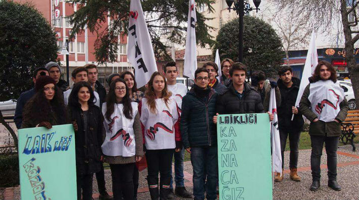 FKF ve CHP'li gençlerden ortak Uğur Mumcu anması