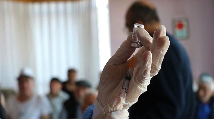 Covid-19 aşıları Meclis gündeminde: 'Randevu var aşı yok, salgınla mücadele kaosa sürükleniyor'