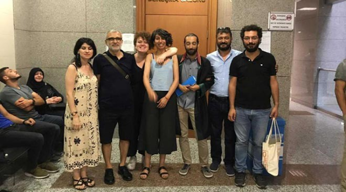 'Cumhurbaşkanına hakaret'le yargılanan gazeteci Canan Coşkun'a beraat