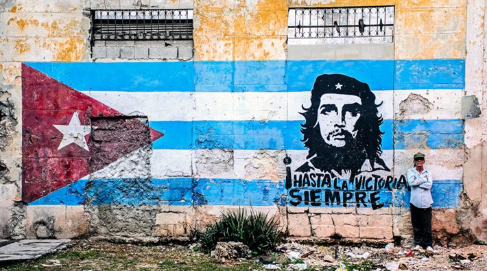 Darbeci Bolivya hükümeti, Küba ile ilişkileri askıya aldı