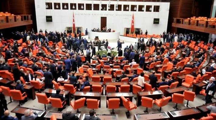 HDP'nin 'Deprem vergileri araştırılsın' önergesi AKP-MHP oylarıyla reddedildi