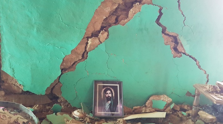 Depremden etkilenen Pütürge'nin Alevi köylerinde hasar tespitini depremzedeler yaptı