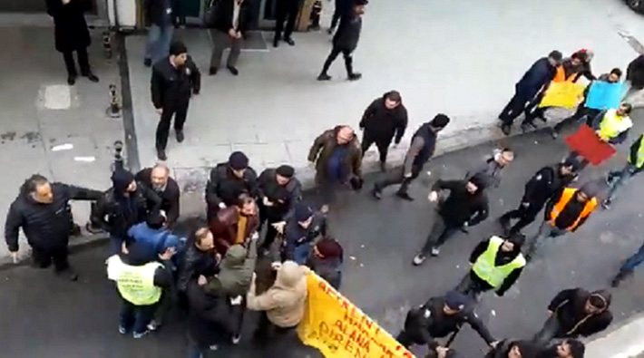 Alacaklarını isteyen direnişteki işçilere polis saldırdı: 23 gözaltı