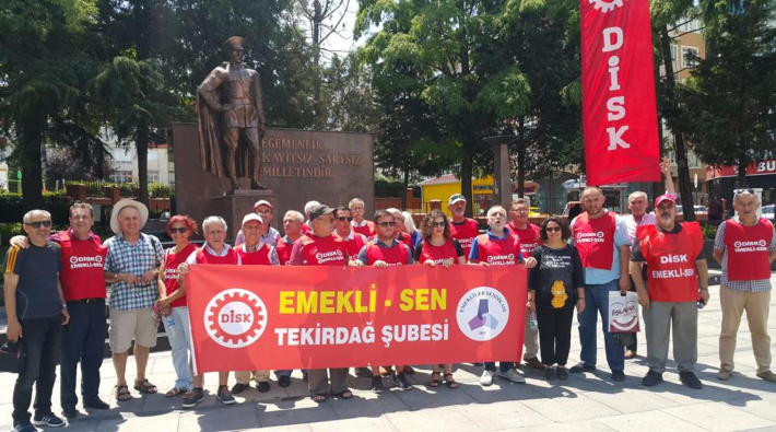 DİSK EMEKLİ-SEN: 'Savaşa, Talana, Saraya Değil; Emekliye-Emekçiye Bütçe!'