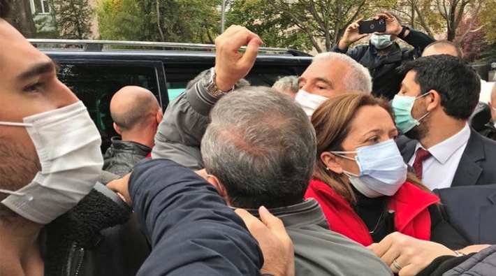 DİSK'in 'kıdem tazminatı' açıklamasına Meclis önünde polis saldırısı