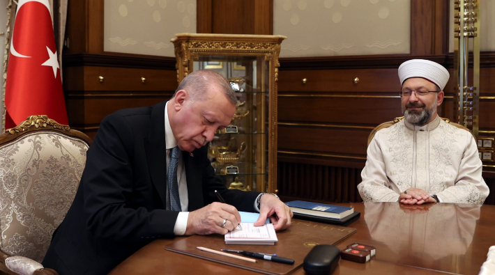 Erdoğan imzaladı: Diyanet 17 farklı ülkede teşkilat kuracak