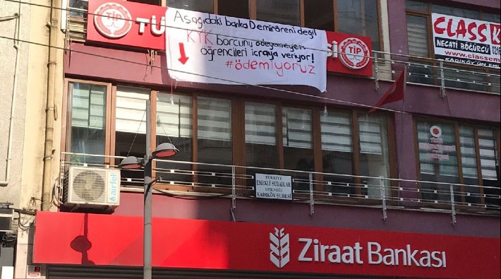 TİP’ten Ziraat Bankası’na ‘Demirören’ pankartıyla tepki