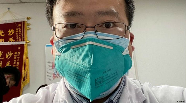 Koronavirüs hakkında ilk uyarıları yapan Çinli doktor Li Venliang yaşamını yitirdi