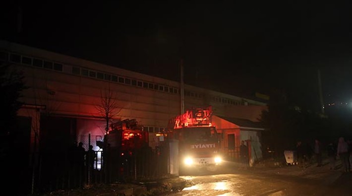 Düzce'de fabrika yangını: 5 işçi hastaneye kaldırıldı