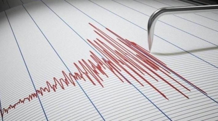 Ege Denizi'nde 4,8 büyüklüğünde deprem meydana geldi 