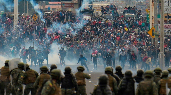 Ekvador'da sokağa çıkma yasağına rağmen grev ve protestolar sürüyor