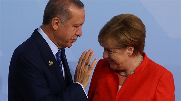 Erdoğan Almanya'da Konuşma Yapmanın Yollarını Arıyor