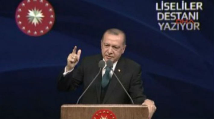 Erdoğan bu kez de 'kompozisyon ve şiir ödül töreni'nde konuştu