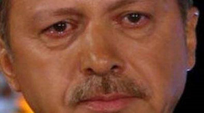 Erdoğan’dan yeni parti sorusuna duygusal cevap: ‘Sırtımızdan hançerlediler”