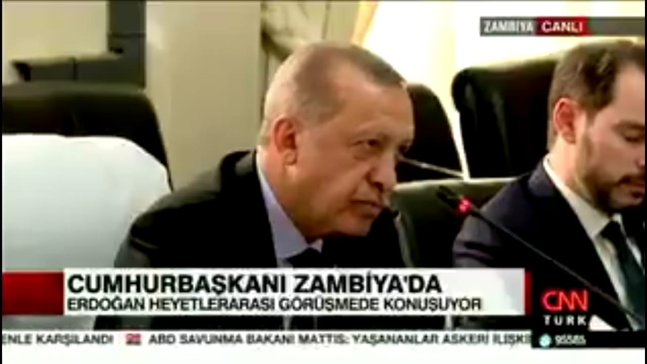 Erdoğan konuştu, damat Albayrak uyudu