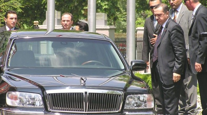 Erdoğan’ın 'hediye' limuzini 41 bin 500 liraya satıldı