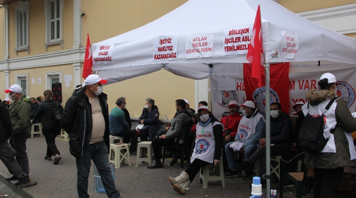 Grevdeki Bakırköy işçileri: Sıfır zam dayatmasına karşı direnmeye devam edeceğiz