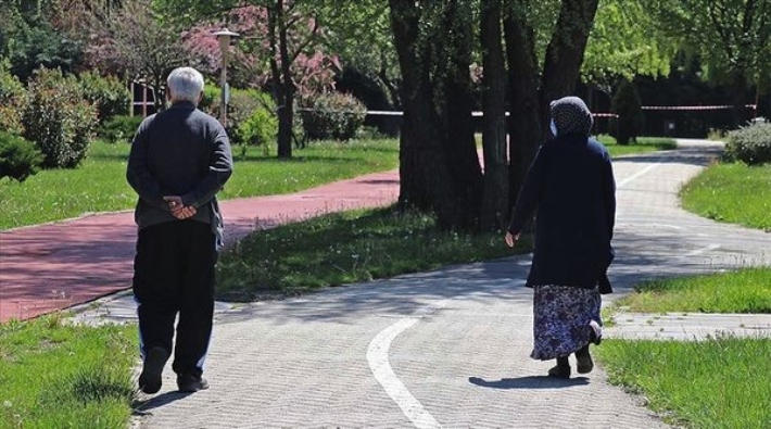 Erzincan'da 65 yaş ve üstü yurttaşlar için sokağa çıkma yasağı getirildi