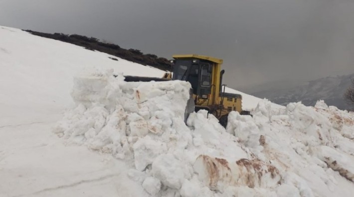 Erzincan'da eğitime ara verildi, Bingöl'de yollar kar nedeniyle kapandı