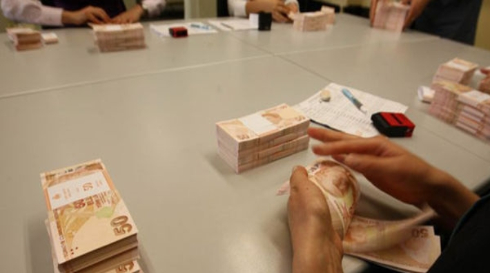 Bankalar 6 ayda 163 milyar lira faiz geliri elde etti