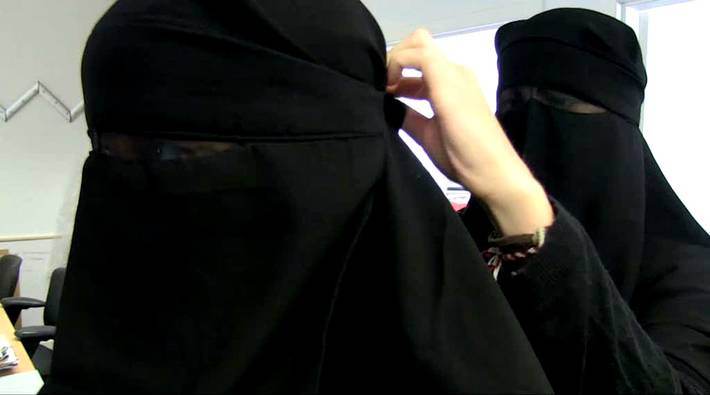 Fas'ta burka üretimi ve satışı yasaklandı