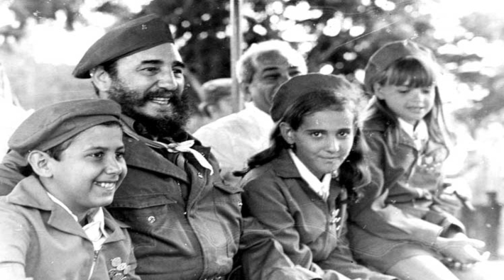 Fidel eğitimin özgürlüğe açılan bir yol olduğuna inandı