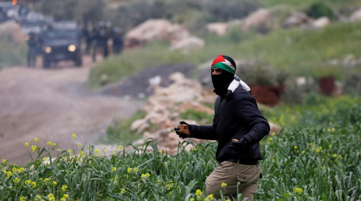 İsrail'den 'Filistinlileri ayak bileklerinden vurun' emri