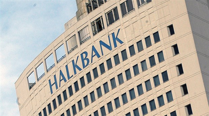 Fitch, ABD'deki iddianamenin ardından Halkbank'ın notunu 'negatif izlemeye' aldı